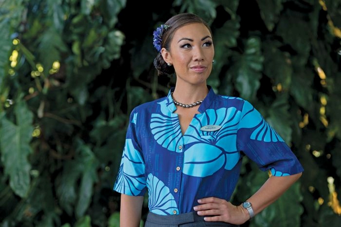 Hawaiian-Airlines-customer-service-uniform